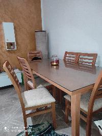 Table avec six des chaise 